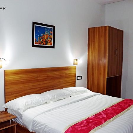 Gulnaar Guest House Chennai Exterior photo